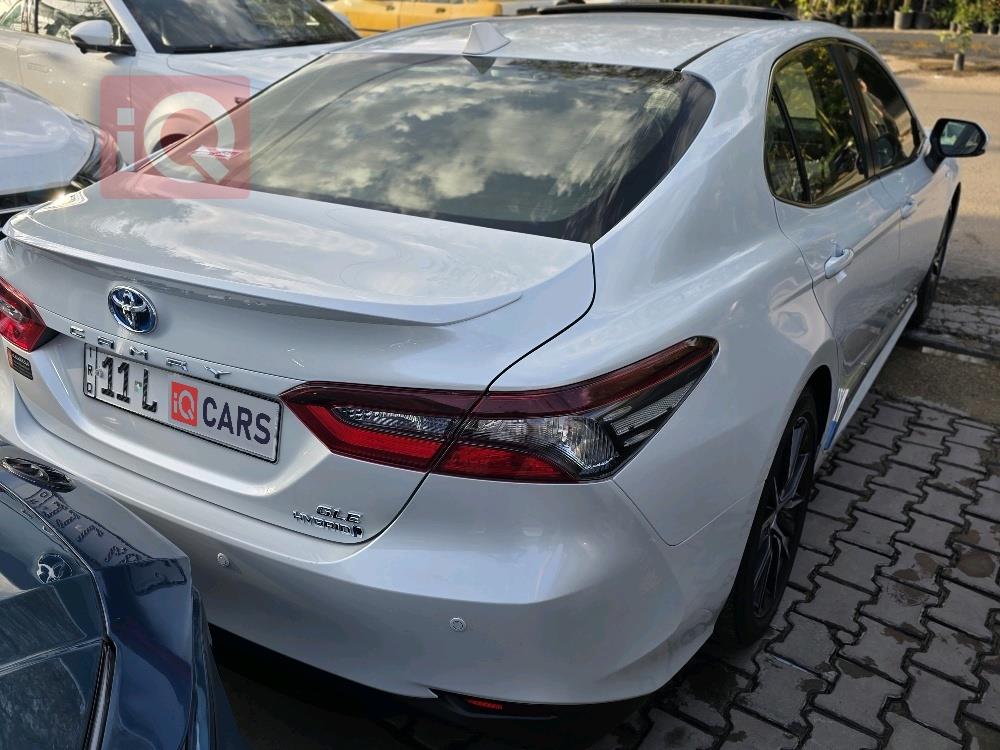 تۆیۆتا کامری